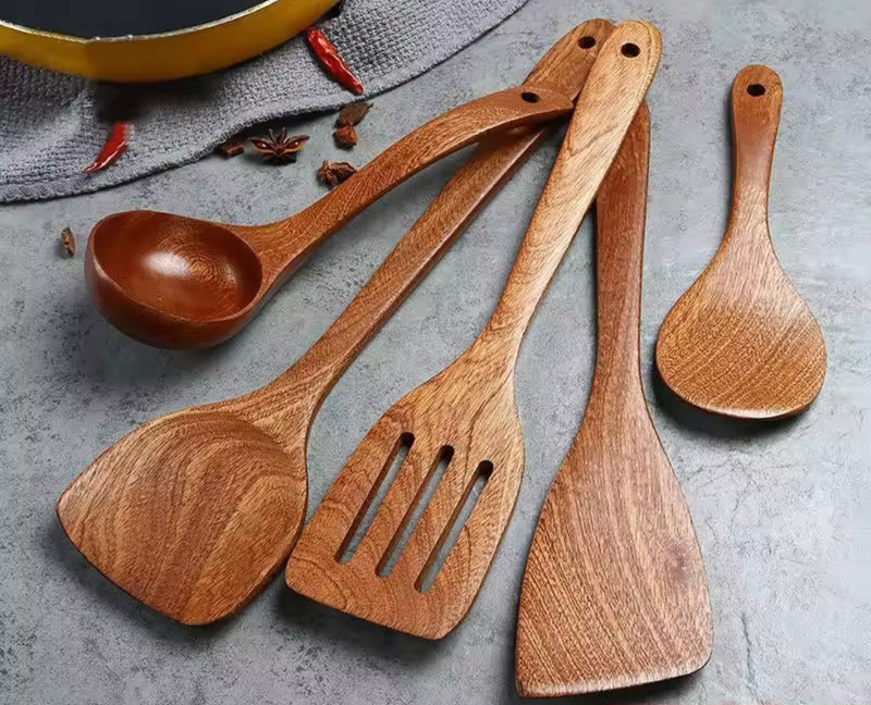 Conjunto de Utensílios de Madeira Natural