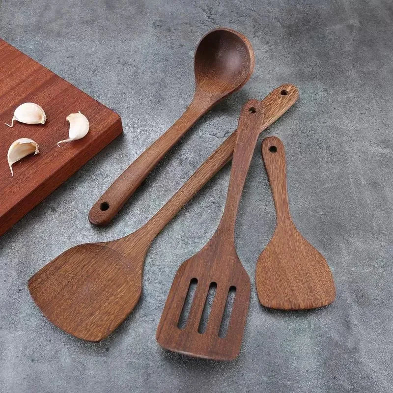 Conjunto de Utensílios de Madeira Natural